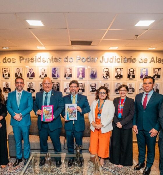 Governador entrega Prestação de Contas do Estado de 2023 para o Tribunal de Justiça de Alagoas