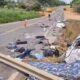 Tragédia na estrada - Acidente envolvendo três caminhões resulta em uma morte e dois feridos na MG-344