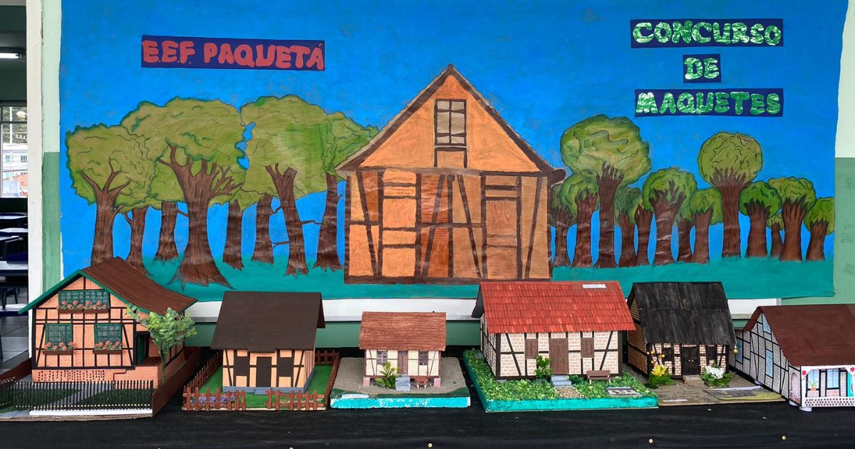 maquetes Estudantes da escola Paquetá criam maquetes para reproduzir casas enxaimel