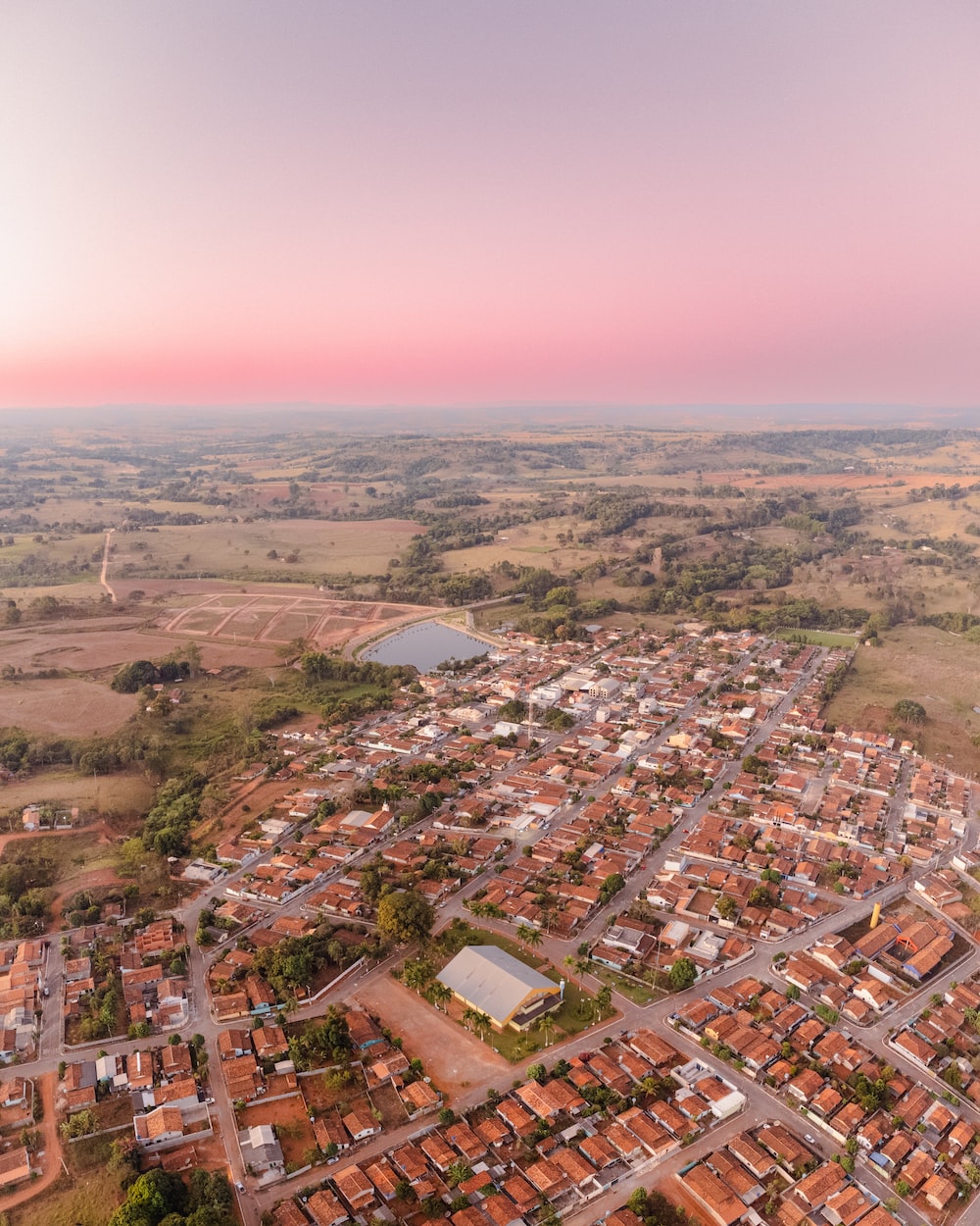 photo 1688883363361 4f92a92e4c59ixlibrb 4.0 Edital do Concurso Público de Vianópolis é Publicado - 215 Oportunidades Disponíveis