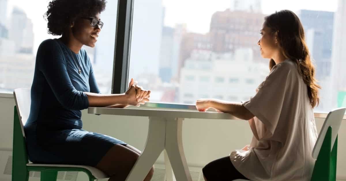 Estratégias efetivas para discutir remuneração em entrevistas de emprego