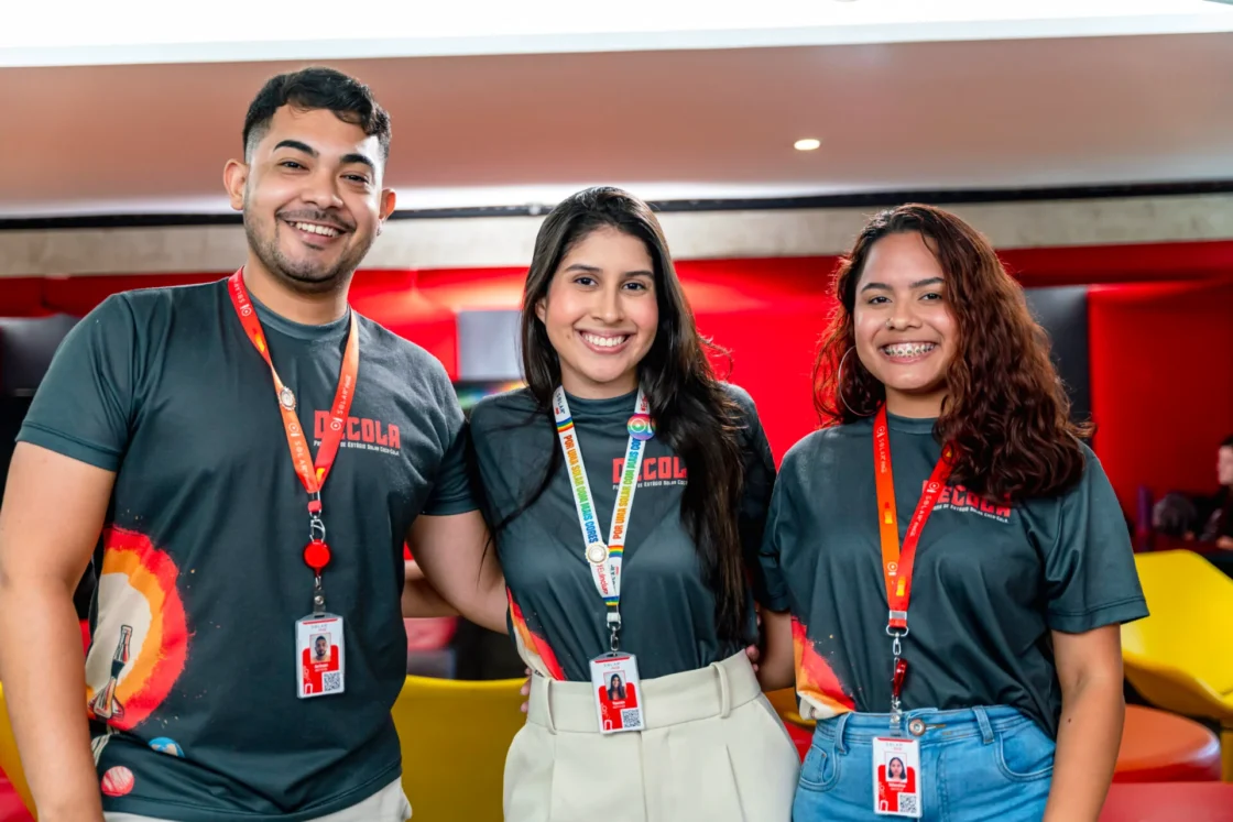 Decola - O Programa de Estágio Inovador da Coca-Cola que Abre Portas para Jovens Talentos