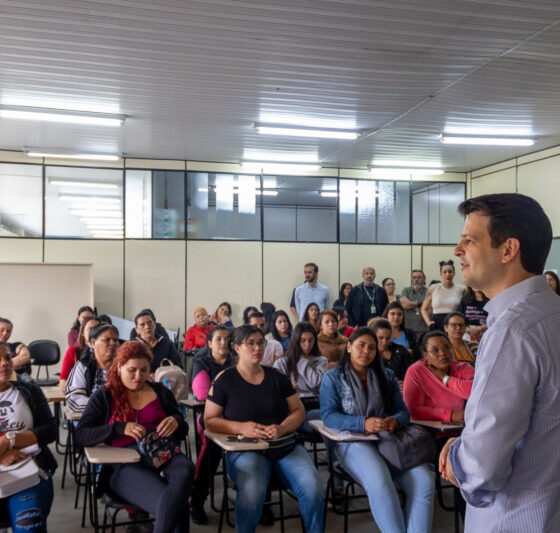 Mutirão de Empregabilidade Materno - Oportunidades Flexíveis para Mães em Curitiba