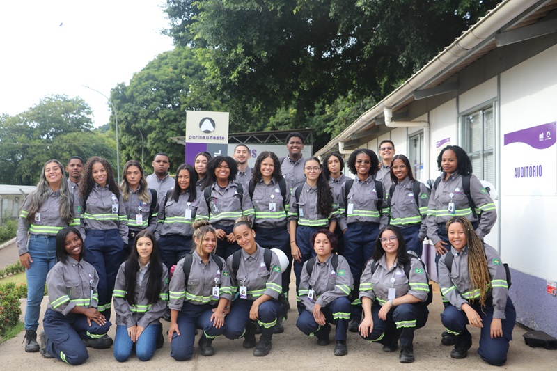 Nova Turma de Jovens Aprendizes Ingressa nas Operações do Porto Sudeste em Itaguaí