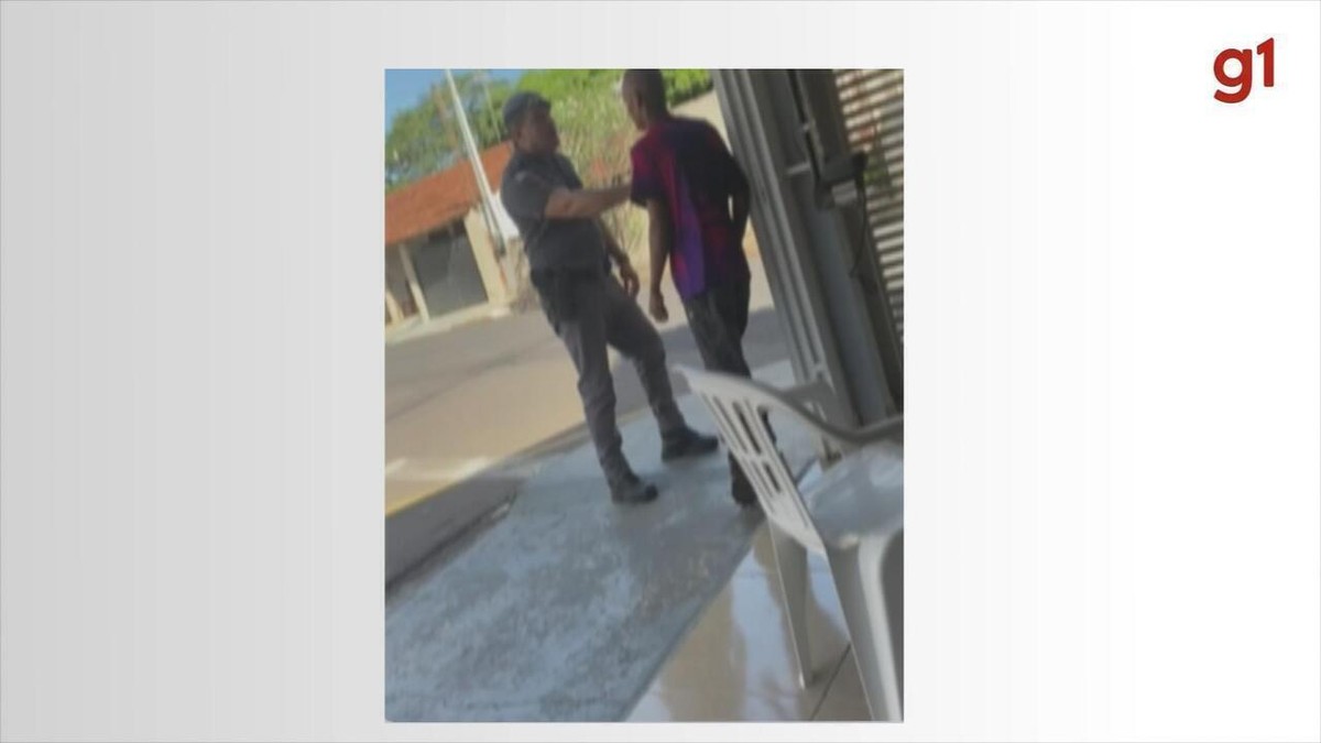 Relato Chocante - Jovem Agredido por Policiais Revela Trauma de Abordagem Violenta