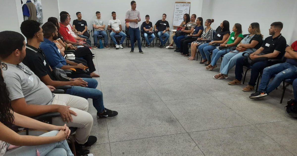 Desvendando as Oportunidades de Estágio e Jovem Aprendiz com o CIEE