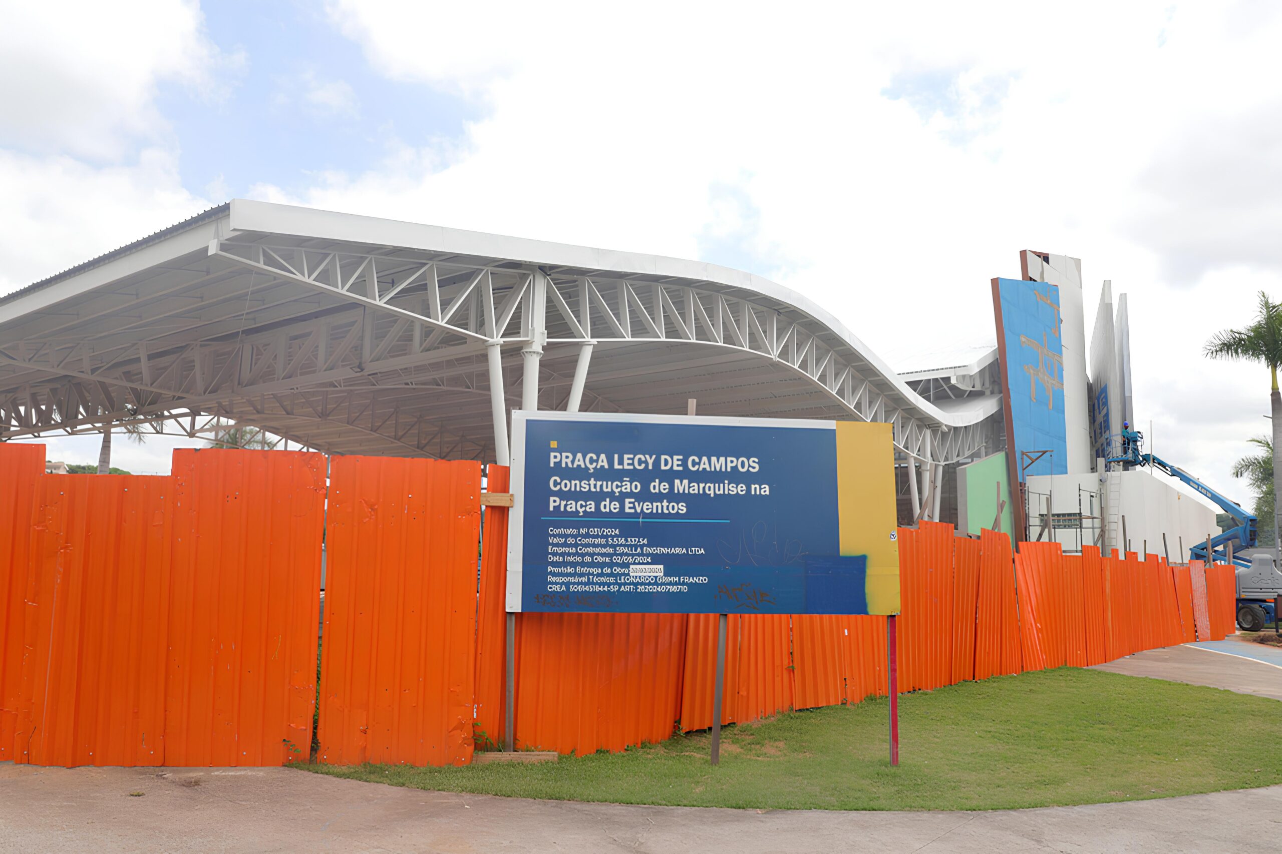 A Marquise Que Caiu Antes de Ser Concluída: Como a Festa Junina de Votorantim Virou Símbolo de Negligência e Esperança 1 A Marquise Que Caiu Antes de Ser Conclu da Como a Festa Junina de Votorantim Virou S mbolo de Neglig ncia e Esperan a scaled A Marquise Que Caiu Antes de Ser Concluída: Como a Festa Junina de Votorantim Virou Símbolo de Negligência e Esperança