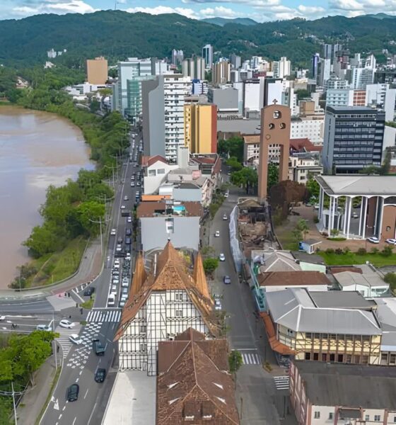 Blumenau: A Pequena Cidade que Está Mudando o Mapa do Emprego no Brasil 2 Blumenau A Pequena Cidade que Est Mudando o Mapa do Emprego no Brasil Blumenau: A Pequena Cidade que Está Mudando o Mapa do Emprego no Brasil