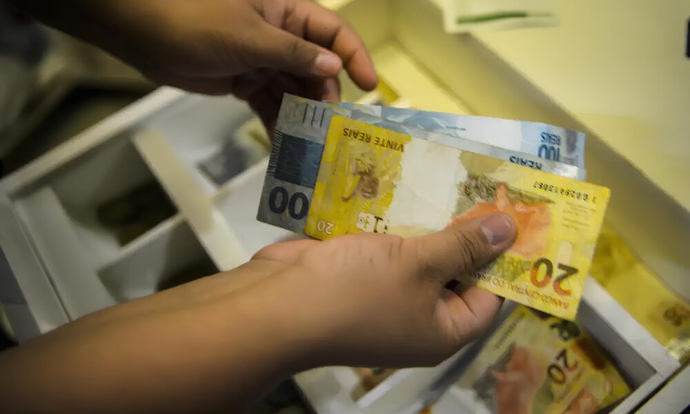 Como o Novo Sal rio M nimo de R 1 518 em 2025 Pode Mudar a Vida dos Brasileiros Um Raio X Completo do Reajuste Como o Novo Salário Mínimo de R$ 1.518 em 2025 Pode Mudar a Vida dos Brasileiros: Um Raio-X Completo do Reajuste