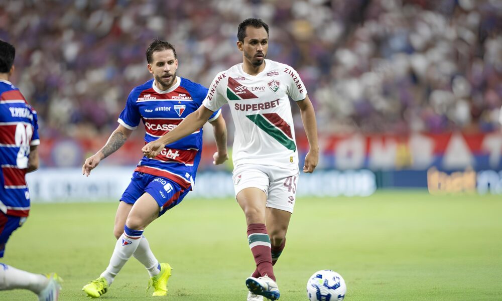 Fluminense O Fim de um Ciclo e a Busca por Respostas no Horizonte Fluminense: O Fim de um Ciclo e a Busca por Respostas no Horizonte