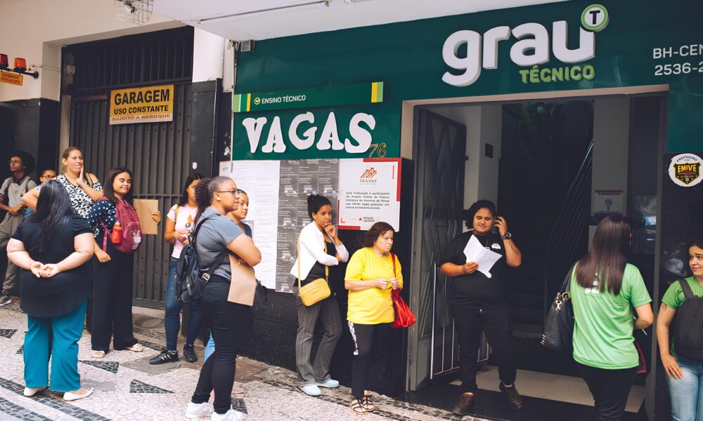 Mais de 1700 Vagas Espera Como as Feiras de Contagem e BH Podem Mudar Sua Carreira para Sempre Mais de 1700 Vagas à Espera: Como as Feiras de Contagem e BH Podem Mudar Sua Carreira para Sempre