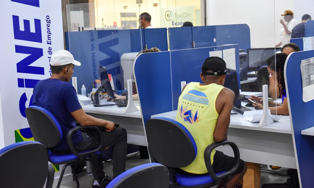 Mato Grosso Renasce Como 9 7 Mil Empregos Formais Est o Redefinindo o Futuro do Estado Mato Grosso Renasce: Como 9,7 Mil Empregos Formais Estão Redefinindo o Futuro do Estado