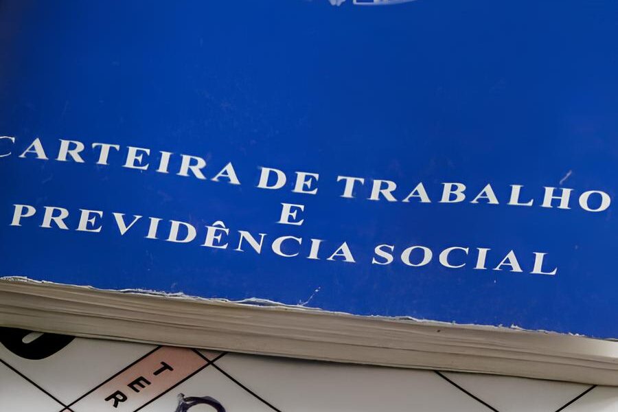O Grande Pagamento de Mar o Quem Fica no Jogo do PIS 2025 O Grande Pagamento de Março: Quem Fica no Jogo do PIS 2025?