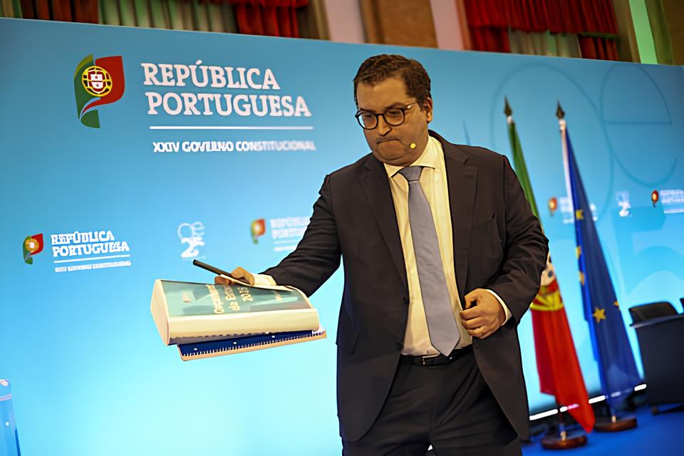 13 de Abril de 2025: Como Portugal Está Moldando o Futuro das Exportações com um Plano Bilionário