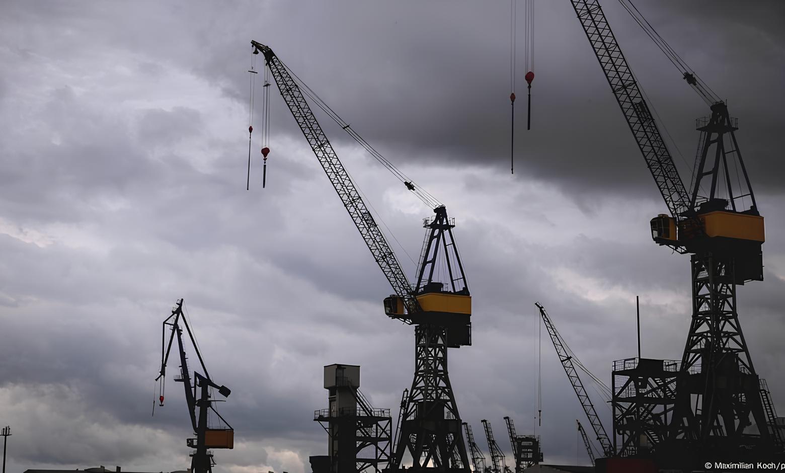 A Economia Alemã: Um Crescimento Frágil em Tempos de Incerteza Global 1 A Economia Alem Um Crescimento Fr gil em Tempos de Incerteza Global A Economia Alemã: Um Crescimento Frágil em Tempos de Incerteza Global