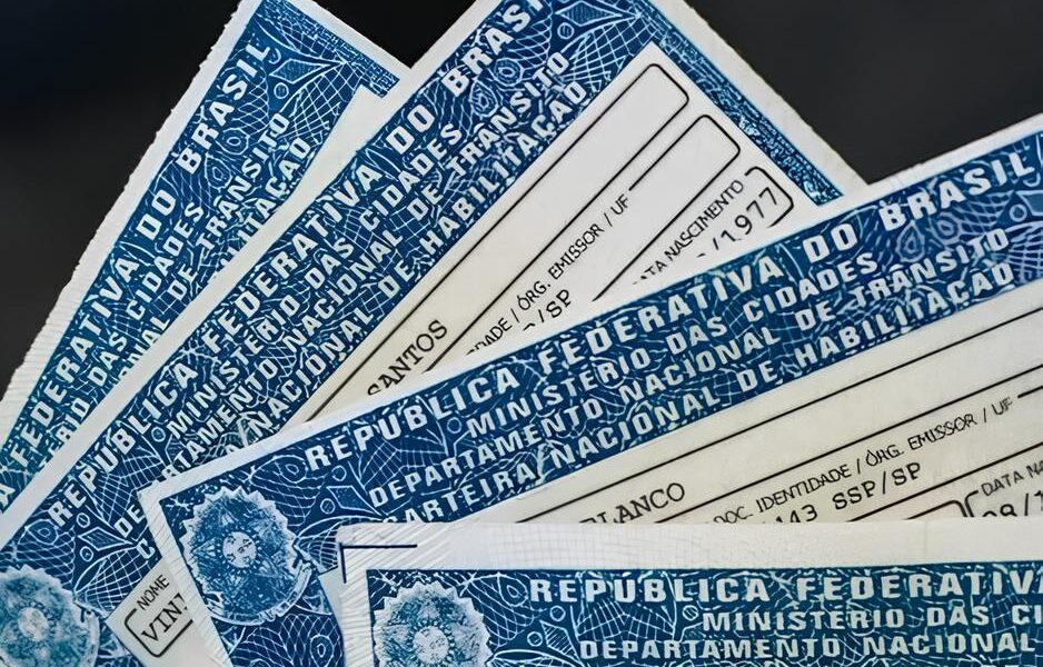 Como Santa Catarina Est Transformando CNHs em Passaportes para o Futuro O Programa CNH Emprego na Pista Como Santa Catarina Está Transformando CNHs em Passaportes para o Futuro: O Programa CNH Emprego na Pista
