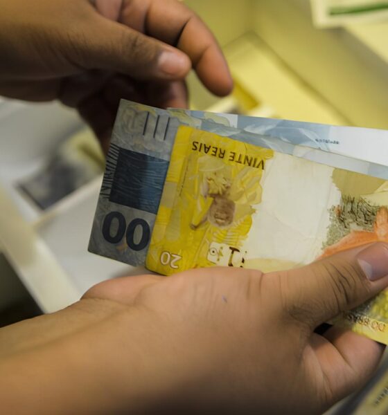Como Trabalhadores CLT Podem Transformar Suas Dívidas em Oportunidades com o Crédito do Trabalhador 2 Como Trabalhadores CLT Podem Transformar Suas D vidas em Oportunidades com o Cr dito do Trabalhador Como Trabalhadores CLT Podem Transformar Suas Dívidas em Oportunidades com o Crédito do Trabalhador