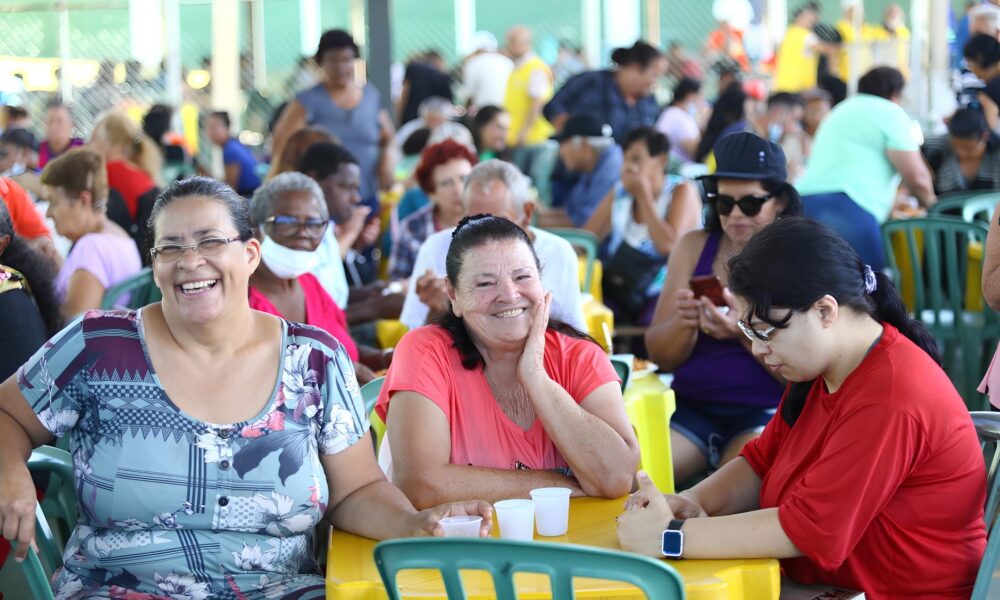 Como a Festa do Trabalhador Est Transformando Vidas em S o Jos 600 Oportunidades de Emprego e Um Prato de Esperan a Como a Festa do Trabalhador Está Transformando Vidas em São José: 600 Oportunidades de Emprego e Um Prato de Esperança