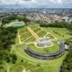 Como a Tecnologia Est Revolucionando os Servi os Dom sticos em Curitiba O Caso do Robozin e o Futuro da Economia Informal Como a Tecnologia Está Revolucionando os Serviços Domésticos em Curitiba: O Caso do Robozin e o Futuro da Economia Informal