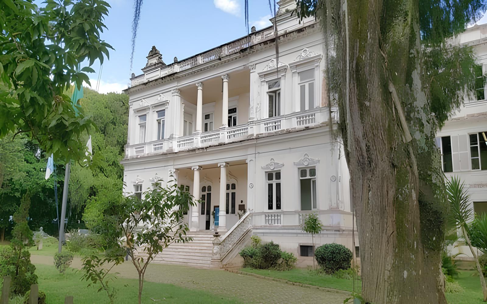 Cultura em Movimento: Petrópolis Renova Seu Compromisso com a Arte e Investe R$ 133 Mil em Novas Linhas Criativas 1 Cultura em Movimento Petr polis Renova Seu Compromisso com a Arte e Investe R 133 Mil em Novas Linhas Criativas Cultura em Movimento: Petrópolis Renova Seu Compromisso com a Arte e Investe R$ 133 Mil em Novas Linhas Criativas