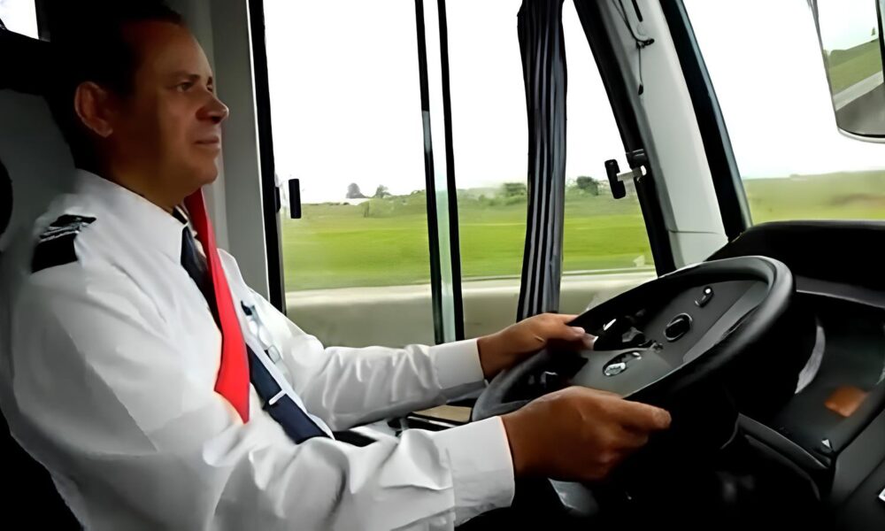De Motorista a Gerente As 325 Vagas de Emprego que Podem Mudar o Futuro de Quatro Cidades da Bahia De Motorista a Gerente: As 325 Vagas de Emprego que Podem Mudar o Futuro de Quatro Cidades da Bahia