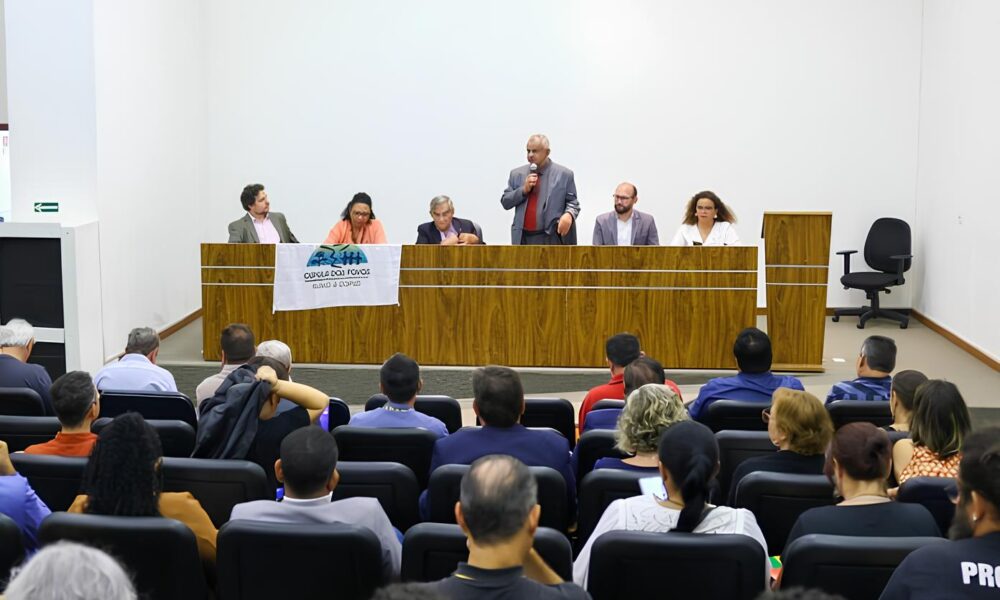 Economia Solid ria O Futuro do Trabalho Justo e Inclusivo no Brasil Economia Solidária: O Futuro do Trabalho Justo e Inclusivo no Brasil