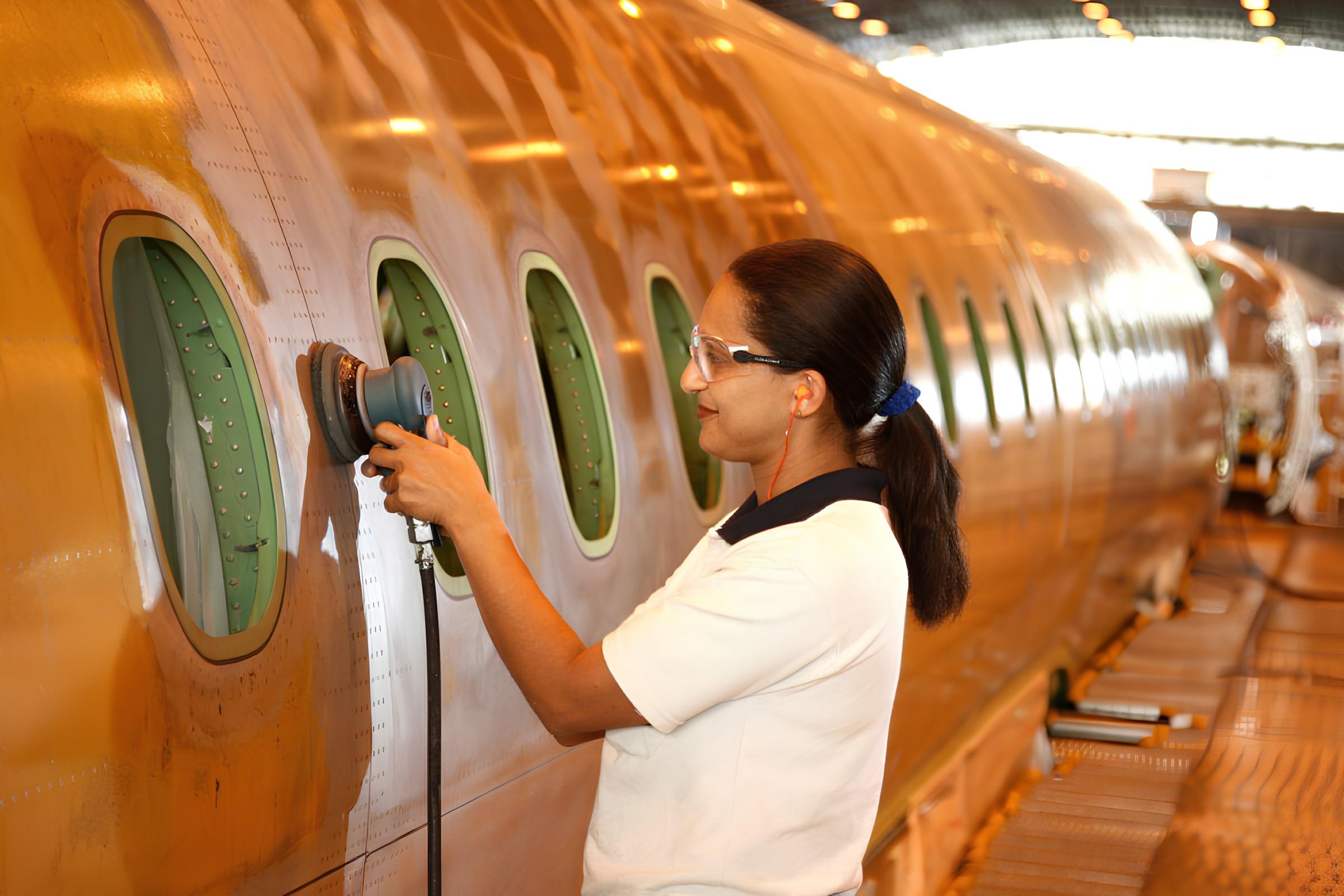 Embraer Abre 54 Vagas em São José dos Campos: Como Essa Oportunidade Pode Mudar Sua Trajetória Profissional? 1 Embraer Abre 54 Vagas em S o Jos dos Campos Como Essa Oportunidade Pode Mudar Sua Trajet ria Profissional Embraer Abre 54 Vagas em São José dos Campos: Como Essa Oportunidade Pode Mudar Sua Trajetória Profissional?