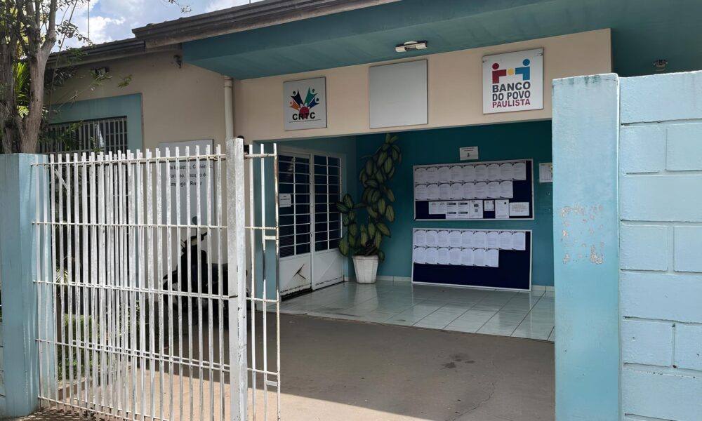 Mais de 300 Portas se Abrem Cosm polis Recebe Onda In dita de Oportunidades no Mercado de Trabalho Mais de 300 Portas se Abrem: Cosmópolis Recebe Onda Inédita de Oportunidades no Mercado de Trabalho