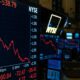 O Ibovespa e o Efeito Copo e Piscina Como Fatores Externos Est o Moldando o Mercado Brasileiro em 2025 O Ibovespa e o Efeito Copo e Piscina: Como Fatores Externos Estão Moldando o Mercado Brasileiro em 2025