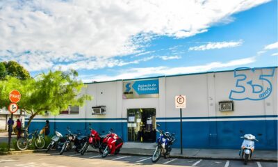 O Que Fazer Quando as Portas do Mercado de Trabalho Parecem Fechadas Linhares Responde com 239 Vagas em Abril O Que Fazer Quando as Portas do Mercado de Trabalho Parecem Fechadas? Linhares Responde com 239 Vagas em Abril