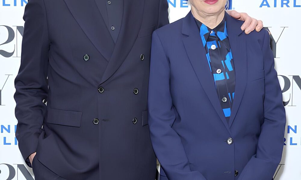 Peter Capaldi Revela O Papel Fundamental de Sua Esposa em Sua Carreira de Ator Peter Capaldi Revela: O Papel Fundamental de Sua Esposa em Sua Carreira de Ator