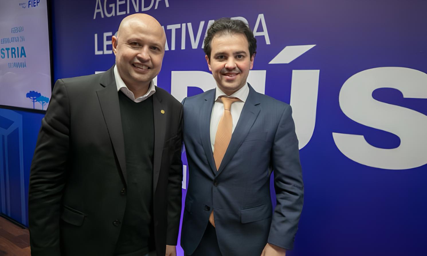 Por Que a Desburocratização é o Futuro da Indústria Paranaense? 1 Por Que a Desburocratiza o o Futuro da Ind stria Paranaense Por Que a Desburocratização é o Futuro da Indústria Paranaense?