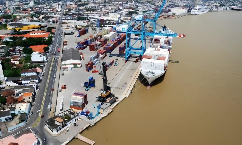 Porto de Itaja O Futuro do Turismo e da Economia em Santa Catarina Porto de Itajaí: O Futuro do Turismo e da Economia em Santa Catarina