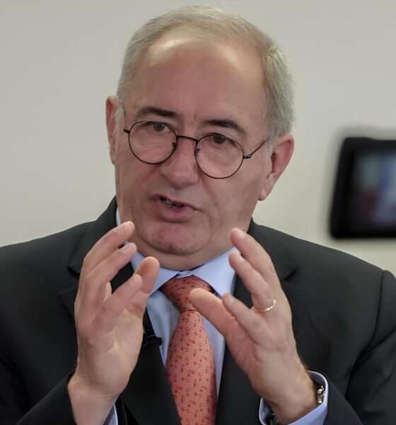 Portugal Fecha as Portas? A Polêmica Política de Imigração Baseada em Necessidades Econômicas 2 Portugal Fecha as Portas A Pol mica Pol tica de Imigra o Baseada em Necessidades Econ micas Portugal Fecha as Portas? A Polêmica Política de Imigração Baseada em Necessidades Econômicas
