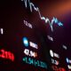 Quem Est Ganhar no Tabuleiro Global Bitcoin Petr leo e Wall Street Ditam o Jogo em Tempo Real Quem Está Ganhar no Tabuleiro Global? Bitcoin, Petróleo e Wall Street Ditam o Jogo em Tempo Real