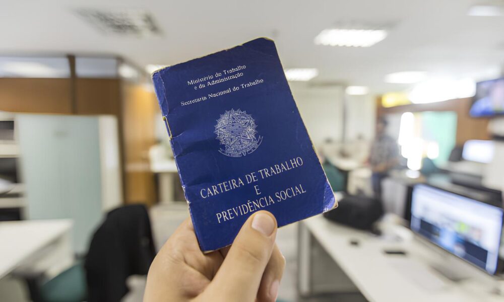 Segunda Feira de Oportunidades 361 Vagas em Juazeiro do Norte Podem Mudar o Seu Futuro Segunda-Feira de Oportunidades: 361 Vagas em Juazeiro do Norte Podem Mudar o Seu Futuro