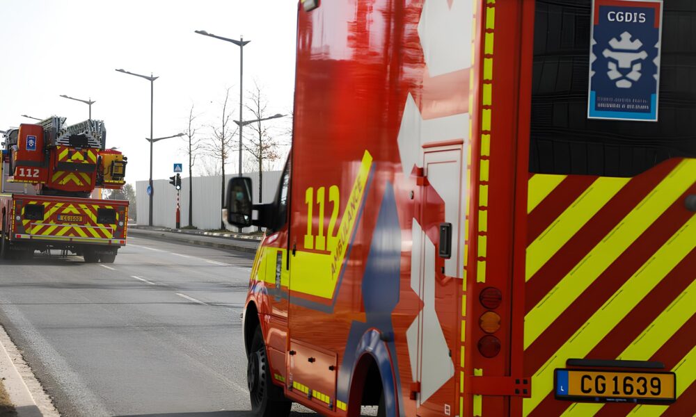 Tr gico Acidente no Luxemburgo Jovem de 27 Anos Perde a Vida em Queda de Telhado O Que Isso Revela Sobre Seguran a no Trabalho Trágico Acidente no Luxemburgo: Jovem de 27 Anos Perde a Vida em Queda de Telhado – O Que Isso Revela Sobre Segurança no Trabalho?