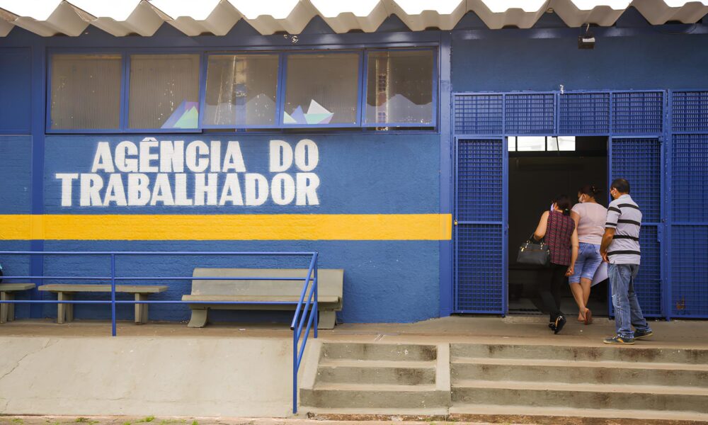 850 Vagas de Emprego no DF Como Transformar Essa Oportunidade em Seu Futuro Profissional 850 Vagas de Emprego no DF: Como Transformar Essa Oportunidade em Seu Futuro Profissional