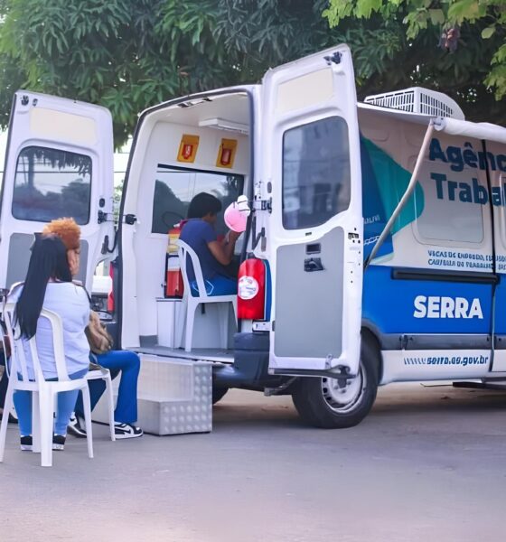 A Blitz de Empregos Chegou: Como o Terminal de Laranjeiras Está Transformando Vidas em 3 Semanas 2 A Blitz de Empregos Chegou Como o Terminal de Laranjeiras Est Transformando Vidas em 3 Semanas A Blitz de Empregos Chegou: Como o Terminal de Laranjeiras Está Transformando Vidas em 3 Semanas