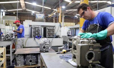BORA TRABALHAR Paran Oferece 20 Mil Oportunidades de Emprego A Chave para Transformar Vidas Est nas Suas M os BORA TRABALHAR? Paraná Oferece 20 Mil Oportunidades de Emprego: A Chave para Transformar Vidas Está nas Suas Mãos