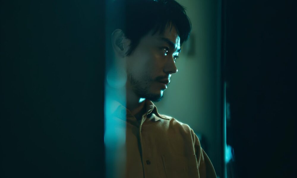 Cloud 2024 Como Kiyoshi Kurosawa Revela as Sombras do Capitalismo em um Mundo de Pesadelos Cloud (2024): Como Kiyoshi Kurosawa Revela as Sombras do Capitalismo em um Mundo de Pesadelos