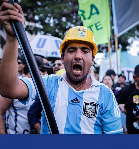 Como Proteger Seus Dados Pessoais em um Mundo Hiperconectado: A Batalha Contra a Exploração Digital 2 Como Proteger Seus Dados Pessoais em um Mundo Hiperconectado A Batalha Contra a Explora o Digital Como Proteger Seus Dados Pessoais em um Mundo Hiperconectado: A Batalha Contra a Exploração Digital