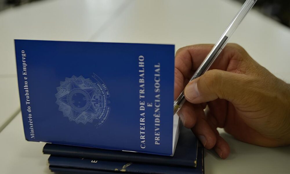 Dia do Trabalhador O Que Est Por Tr s da Aparente Recupera o do Mercado de Trabalho no Brasil Dia do Trabalhador: O Que Está Por Trás da Aparente Recuperação do Mercado de Trabalho no Brasil?