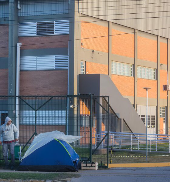 Feira Emprega Pelotas: A Batalha Pela Dignidade Começa Antes do Amanhecer 2 Feira Emprega Pelotas A Batalha Pela Dignidade Come a Antes do Amanhecer Feira Emprega Pelotas: A Batalha Pela Dignidade Começa Antes do Amanhecer