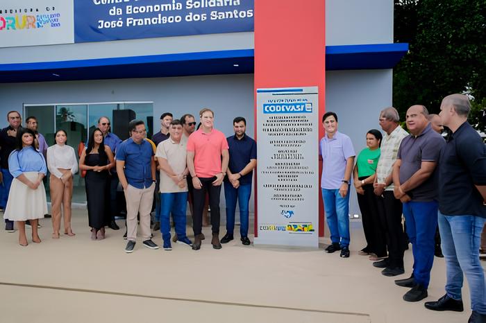 Mangabeira Renasce: Como Dois Projetos Transformaram uma Pequena Comunidade em um Símbolo de Progresso e Resiliência 1 Mangabeira Renasce Como Dois Projetos Transformaram uma Pequena Comunidade em um S mbolo de Progresso e Resili ncia Mangabeira Renasce: Como Dois Projetos Transformaram uma Pequena Comunidade em um Símbolo de Progresso e Resiliência