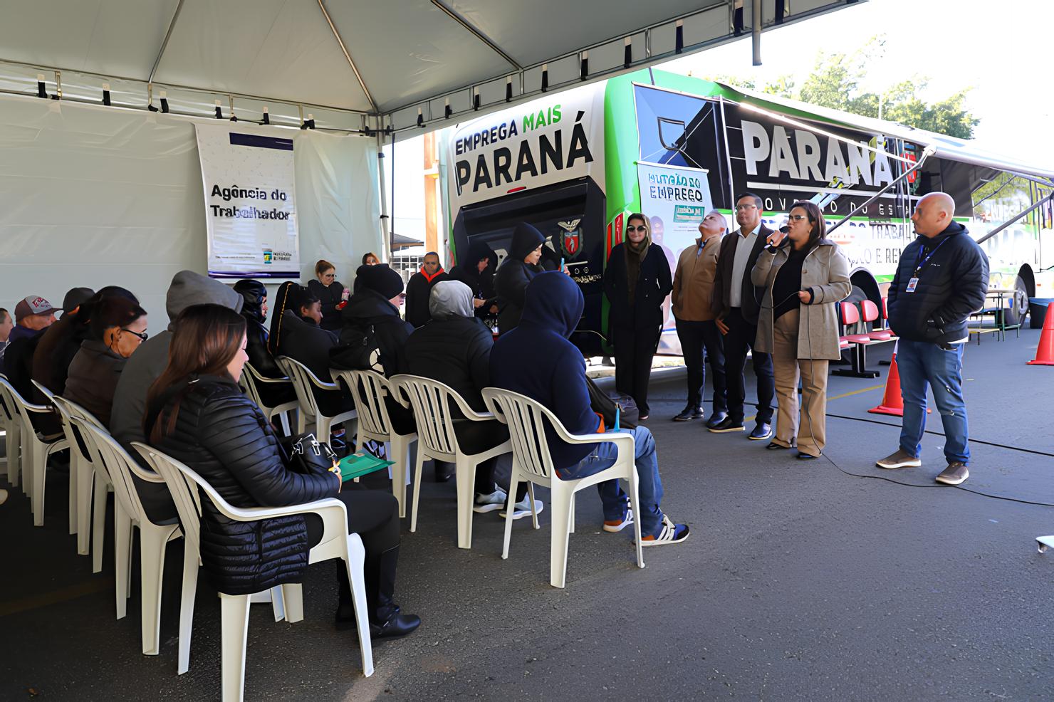 Mutirão de Emprego em Pinhais: A Revolução Silenciosa que Está Transformando Vidas e Negócios 1 Mutir o de Emprego em Pinhais A Revolu o Silenciosa que Est Transformando Vidas e Neg cios Mutirão de Emprego em Pinhais: A Revolução Silenciosa que Está Transformando Vidas e Negócios