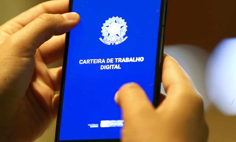 O Fim de um Ciclo ou o In cio de uma Nova Era O Decl nio do Emprego Formal em Mar o O Fim de um Ciclo ou o Início de uma Nova Era? O Declínio do Emprego Formal em Março