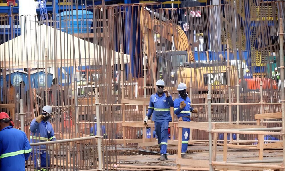 O Milagre Econ mico de Mato Grosso do Sul Como 12 5 Mil Novos Empregos Est o Transformando o Estado em 2025 O Milagre Econômico de Mato Grosso do Sul: Como 12,5 Mil Novos Empregos Estão Transformando o Estado em 2025