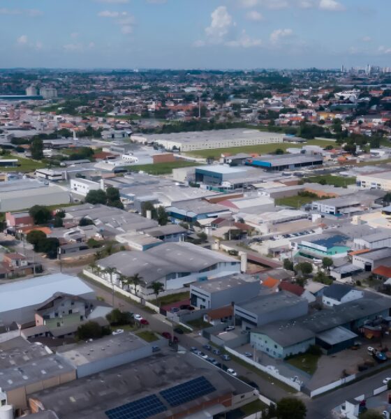 Pinhais: A Cidade que Está Redefinindo o Futuro do Brasil – Como um Município Pequeno Conquistou o Coração da Região Metropolitana de Curitiba 2 Pinhais A Cidade que Est Redefinindo o Futuro do Brasil Como um Munic pio Pequeno Conquistou o Cora o da Regi o Metropolitana de Curitiba Pinhais: A Cidade que Está Redefinindo o Futuro do Brasil – Como um Município Pequeno Conquistou o Coração da Região Metropolitana de Curitiba