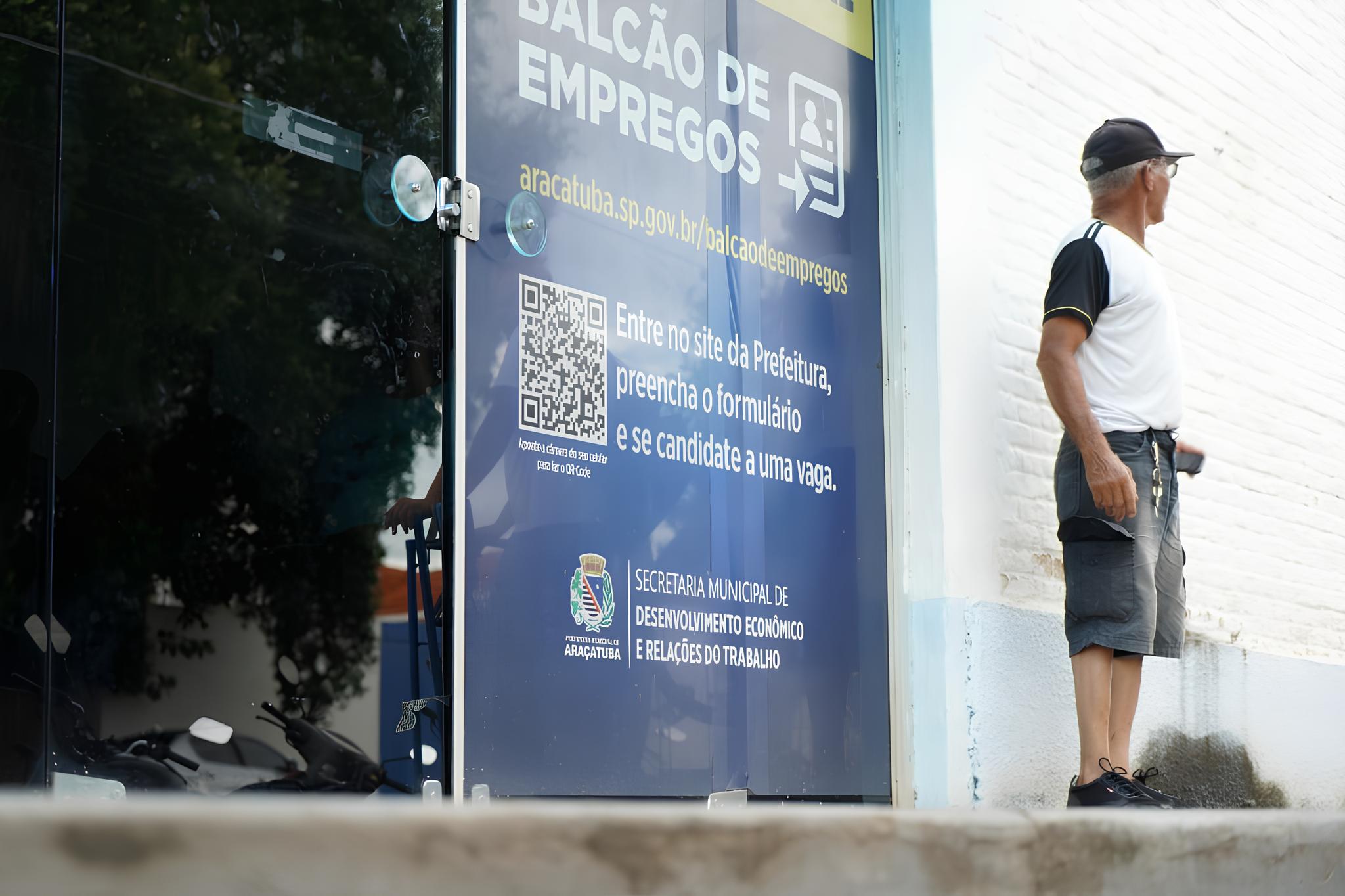 Quando Oportunidades Batem à Porta: Araçatuba e Colormaq Unem Forças em Mutirão de Empregos que Pode Mudar Vidas 1 Quando Oportunidades Batem Porta Ara atuba e Colormaq Unem For as em Mutir o de Empregos que Pode Mudar Vidas Quando Oportunidades Batem à Porta: Araçatuba e Colormaq Unem Forças em Mutirão de Empregos que Pode Mudar Vidas